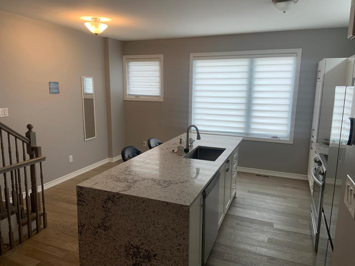 Wateridge Luxury Condos Ottawa Ngoại thất bức ảnh